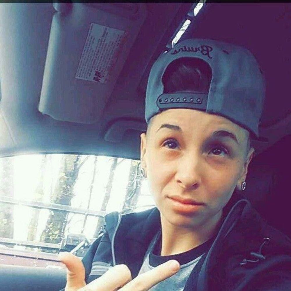 Meet your Posher, Desiree